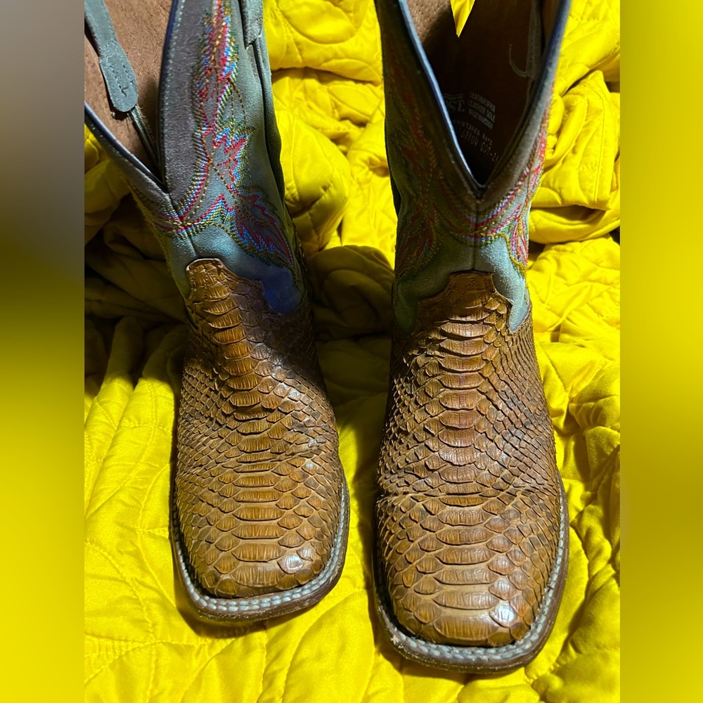 Dan post cowboy boots